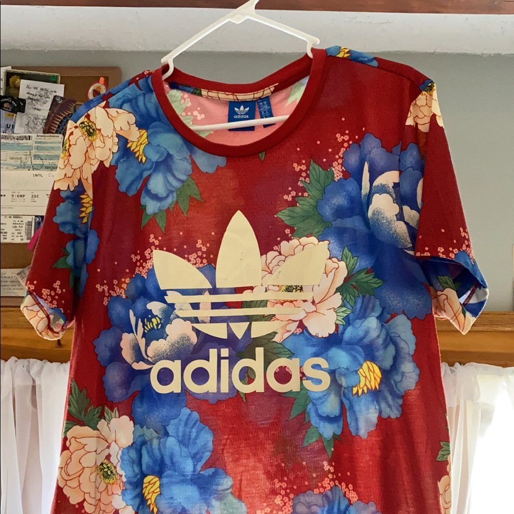 Adidas Original red, floral t-shirt